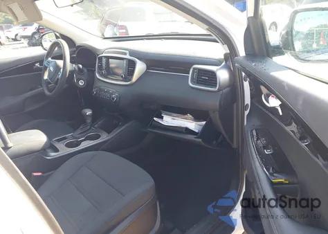 2019 Kia Sorento 2.4L Lx z USA, uszkodzony, nr VIN 5XYPG4A30KG562617